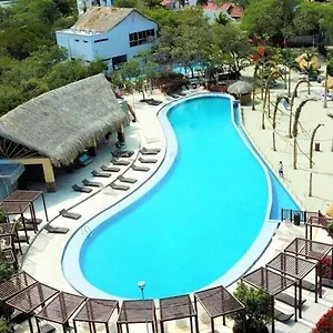  Apartment Samaria Club: Beachfront With Private Access